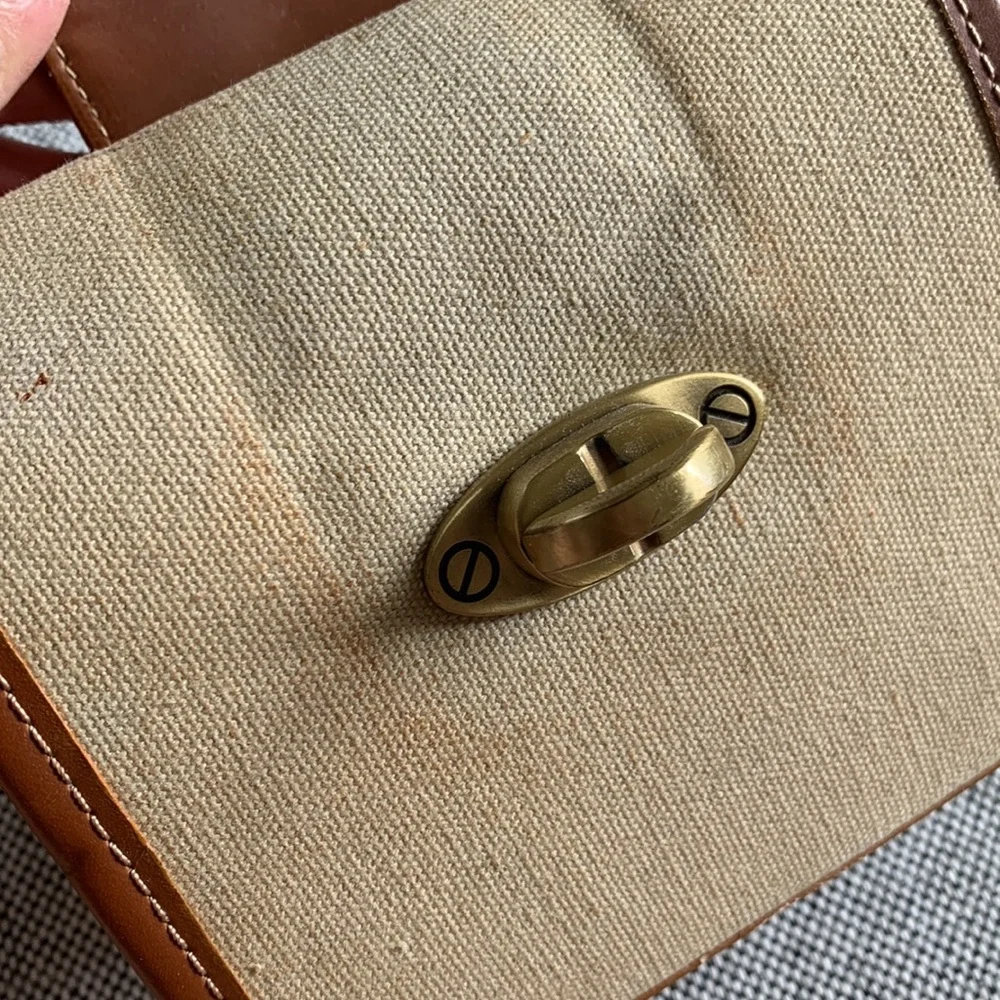 ModCloth Structured Box Purse - Picture 6 of 10